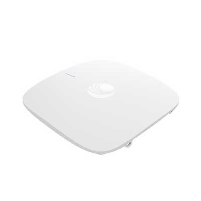 Access Point cnPilot XE3-4 WiFi 6/6E 802.11ax (2.4, 5 y 6 GHz), 3 radios definidos por software (SDR), MU-MIMO 4x4, Políticas de control de aplicaciones, hasta 1,500 clientes, gestión desde l